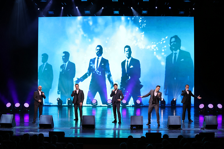 ViVA в ДИ «Нефтяник»: впустить в сердце музыку