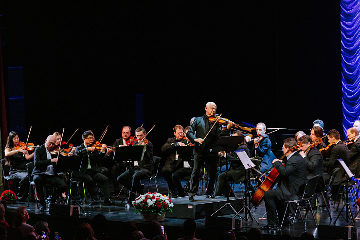 Браво - «Виртуозам Москвы»