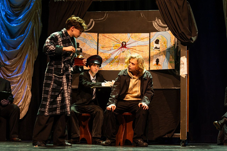 15 февраля на сцене Дворца искусств «Нефтяник» состоялся спектакль «Страшный сон»