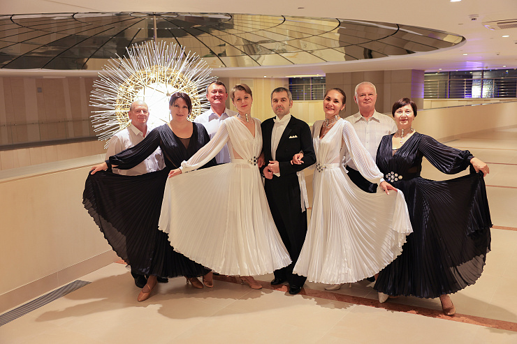 Клуб любителей бального танца «Сеньоры»