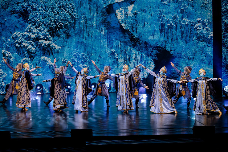 Коллектив ДИ «Нефтяник» удостоен награды в городском конкурсе «Успех года – 2023»